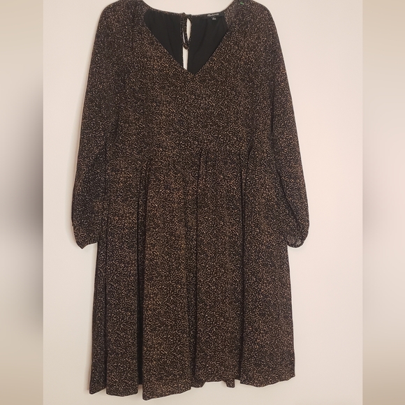 Madewell Babydoll Dress with flowy Sleeves - Picture 4 of 9